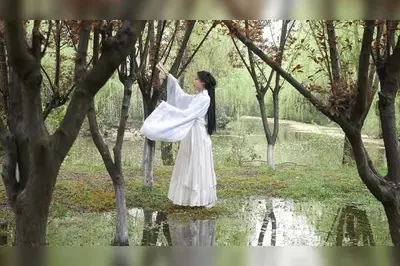 不负相思便染尘埃